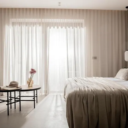 Alfa Luxury Hotel