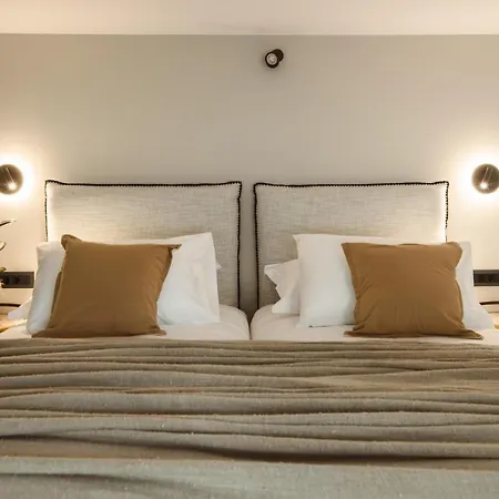 Alfa Luxury Hotel