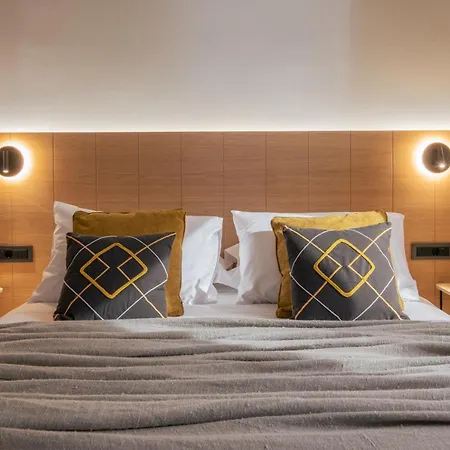 Alfa Luxury Hotel