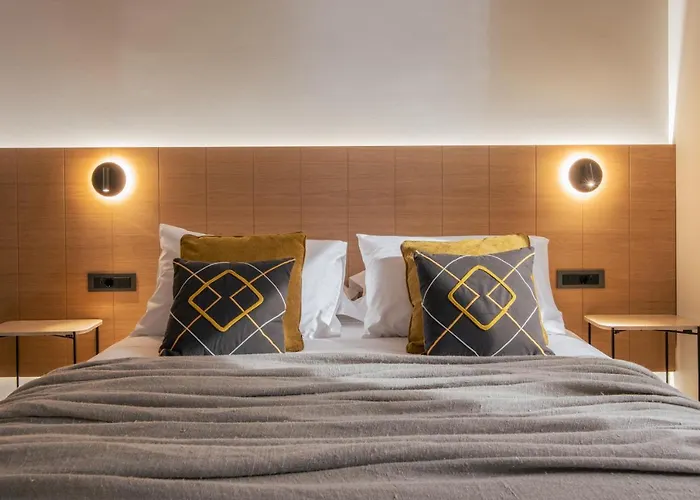 Alfa Luxury Hotel